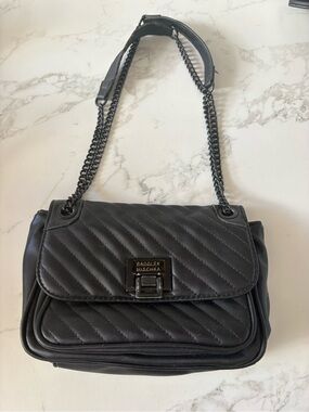 Badgley Mischka Black Quilted Chain-Handle Shoulder Bag